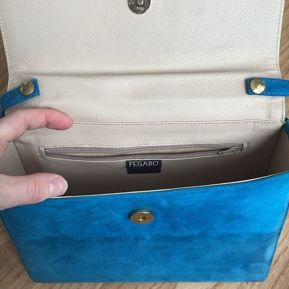 PEGABO Classic blue vintage suede square purse - Picture 8 of 9